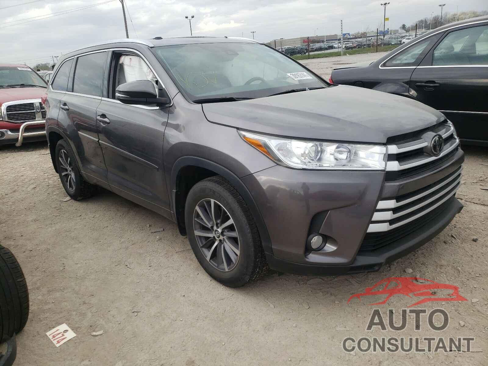 TOYOTA HIGHLANDER 2018 - 5TDJZRFH5JS825929