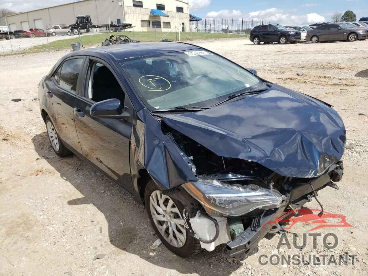 TOYOTA COROLLA 2018 - 5YFBURHE0JP839154