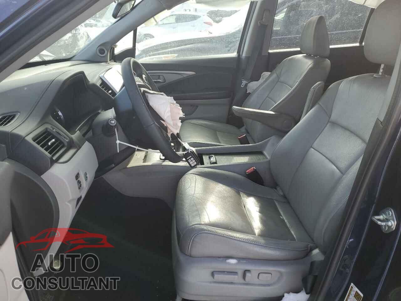 HONDA PILOT 2017 - 5FNYF5H55HB031630