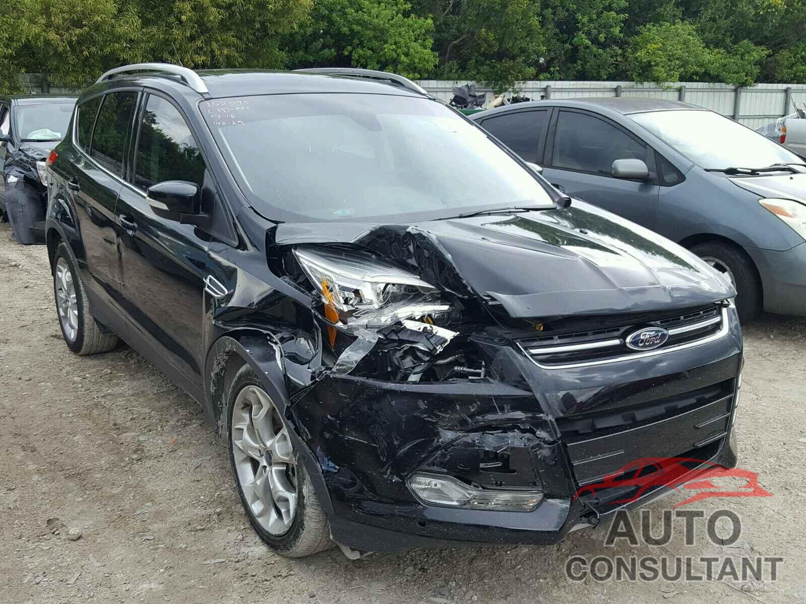 FORD ESCAPE 2016 - 1FMCU0J92GUA91561