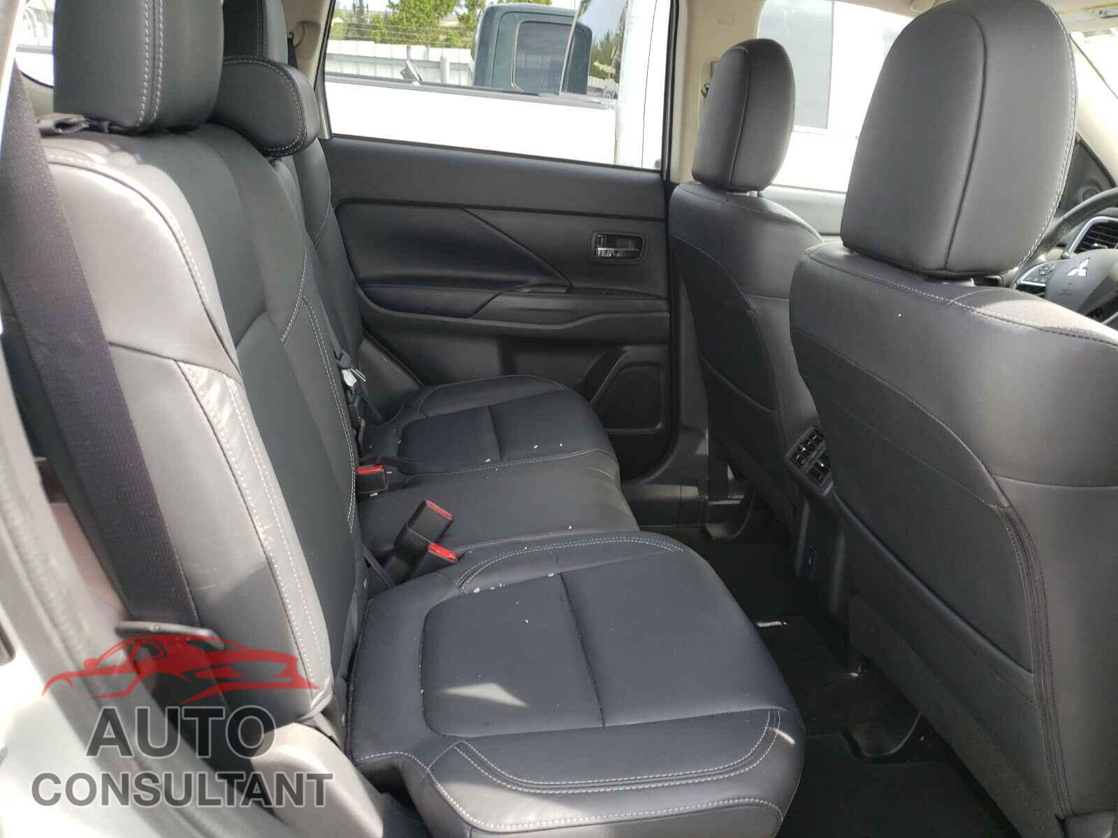 MITSUBISHI OUTLANDER 2020 - JA4AD3A38LZ021403