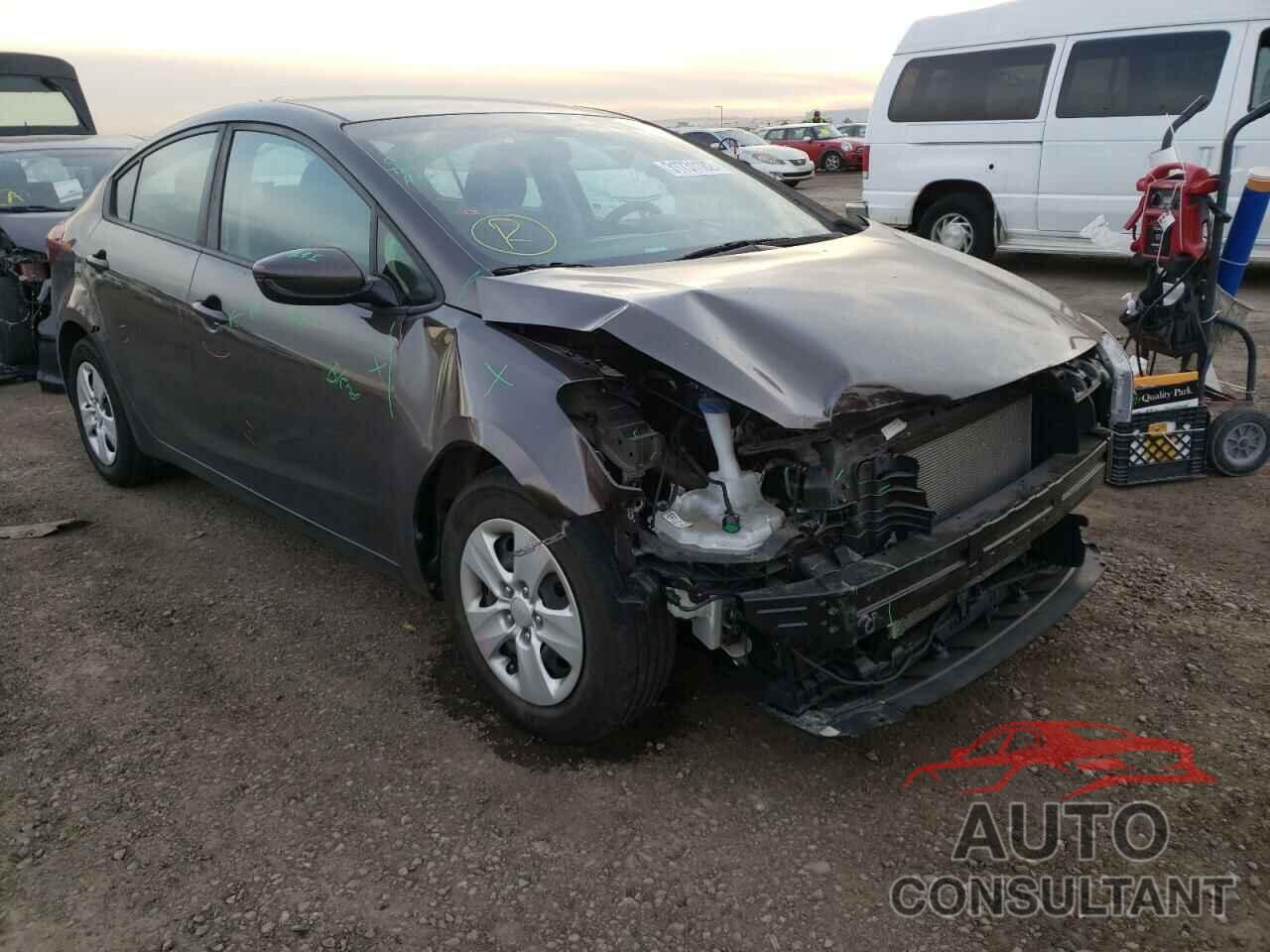 KIA FORTE 2018 - 3KPFK4A78JE167416