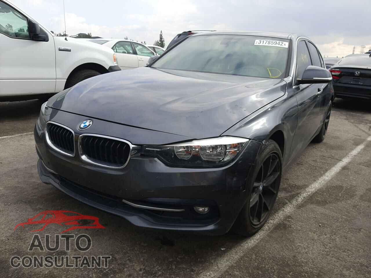 BMW 3 SERIES 2017 - WBA8B9C52HK675614