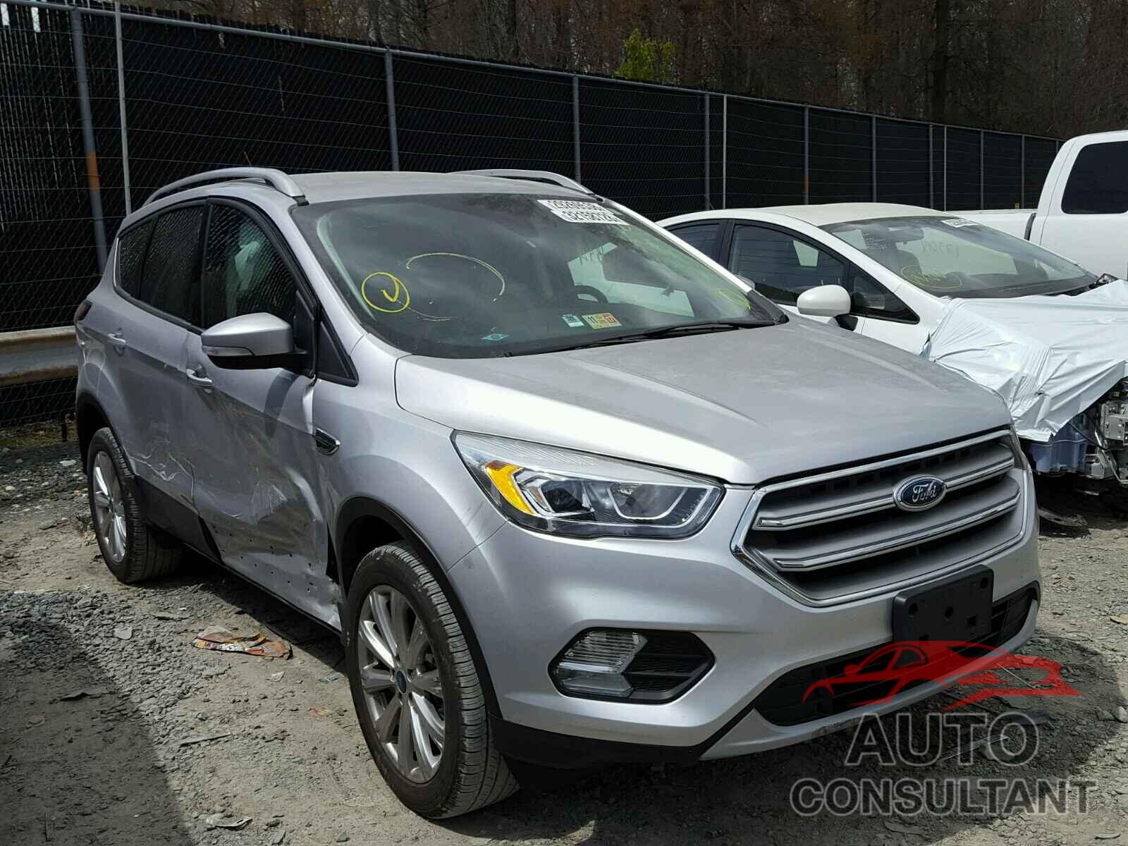 FORD ESCAPE 2017 - 1FMCU9J97HUB86459