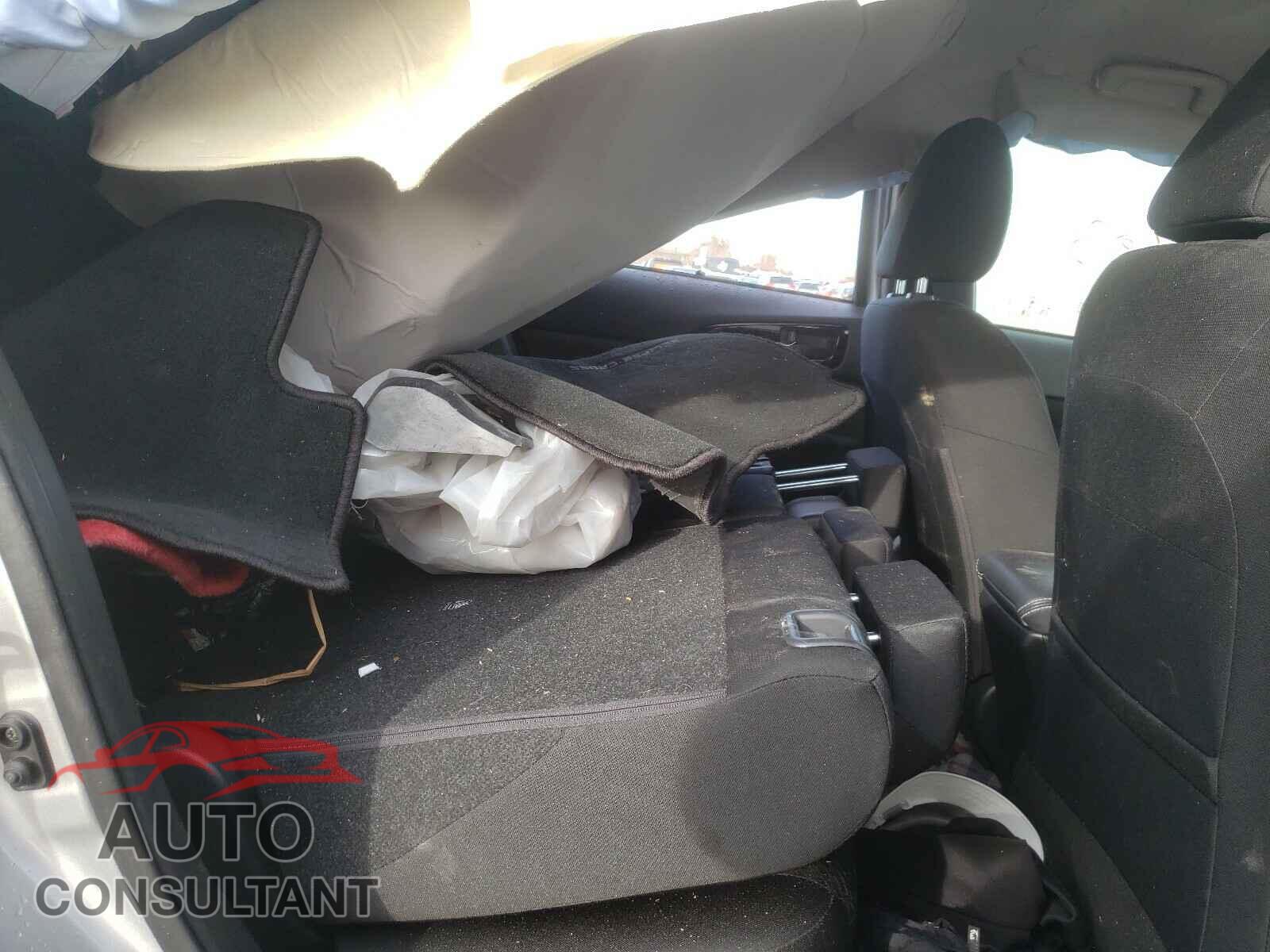 MITSUBISHI ECLIPSE 2019 - JA4AT4AA3KZ050510