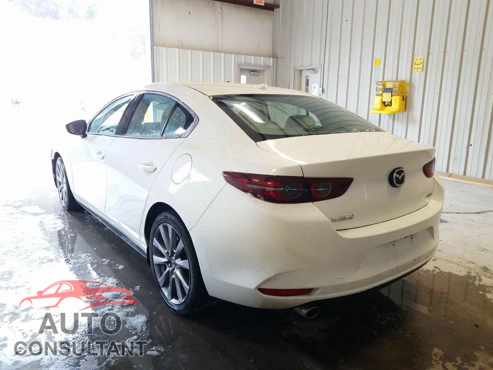 MAZDA 3 2019 - JM1BPACM5K1102190