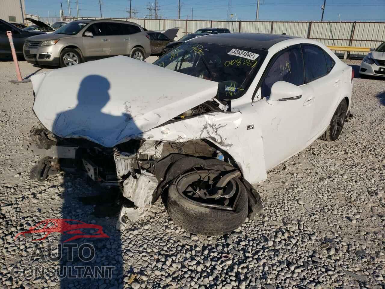 LEXUS IS 2016 - JTHBA1D23G5008287