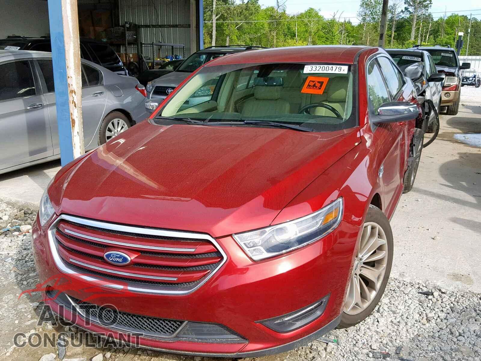 FORD TAURUS 2015 - 1HGCV3F14MA005798