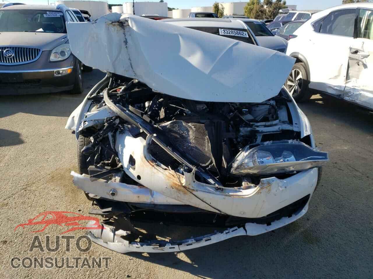 BMW 3 SERIES 2016 - WBA8E9G59GNU29268