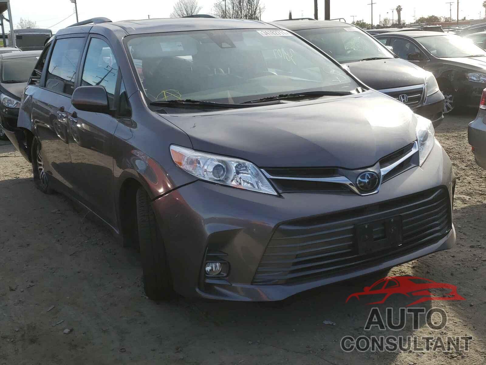 TOYOTA SIENNA 2019 - 5TDYZ3DC1KS012981