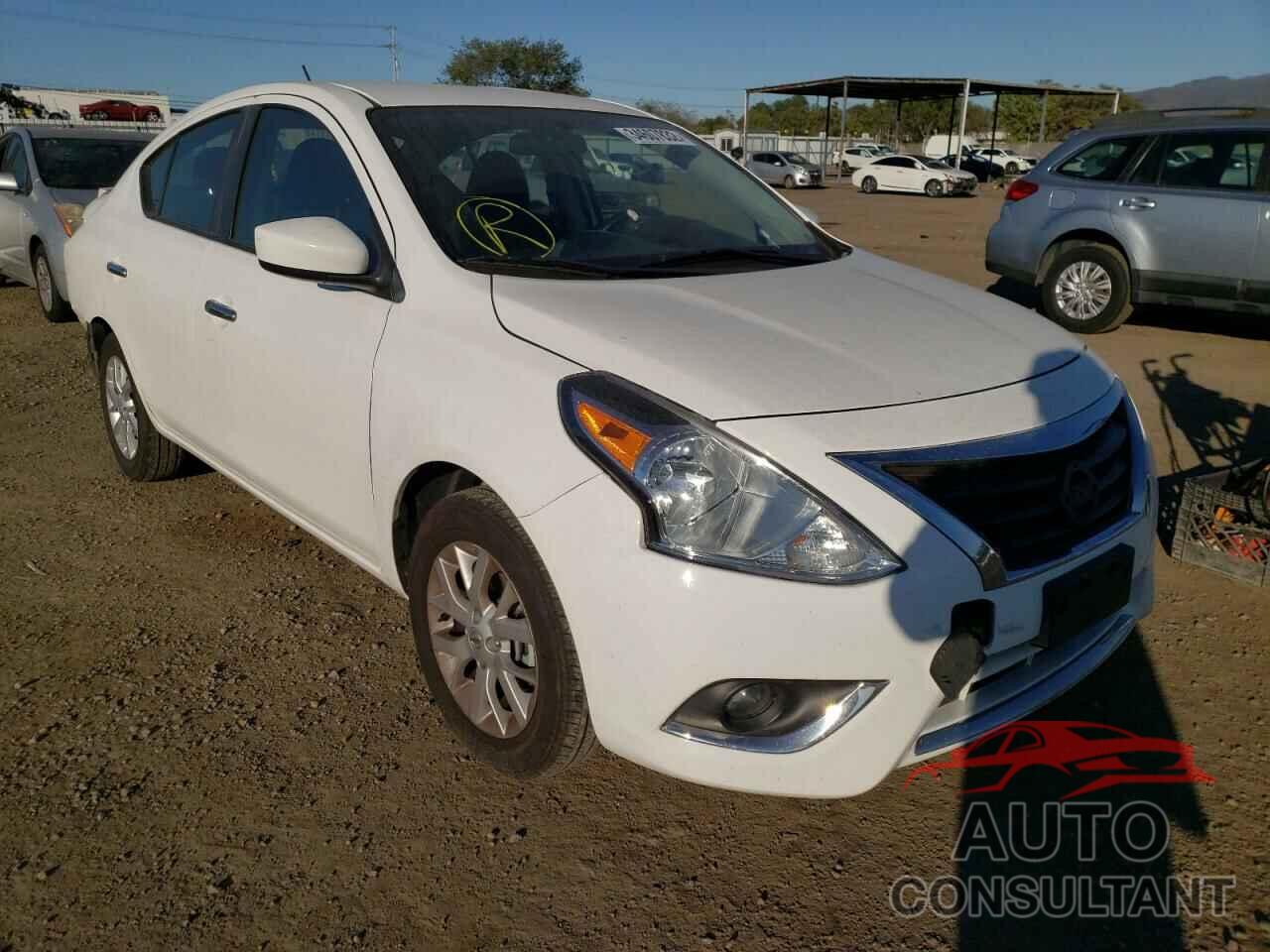 NISSAN VERSA 2018 - 3N1CN7AP5JL837496
