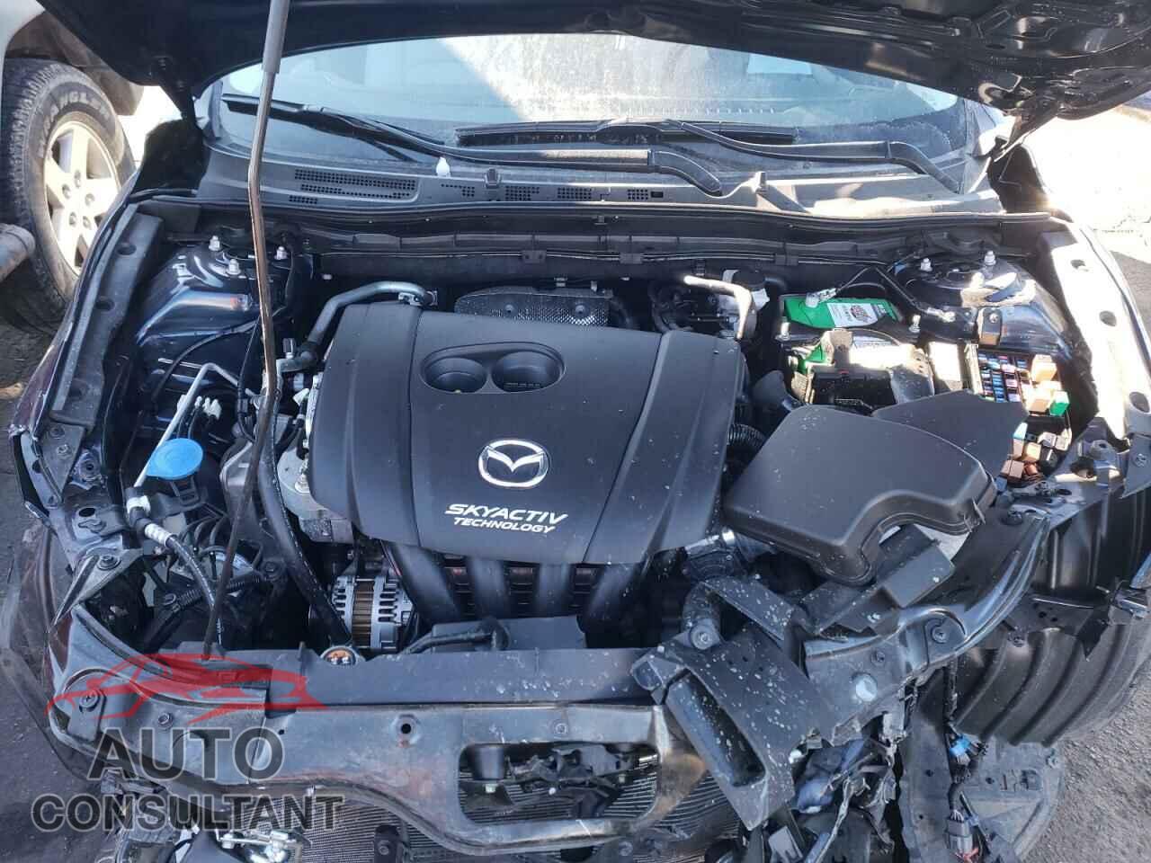 MAZDA 3 2018 - 3MZBN1M37JM178682