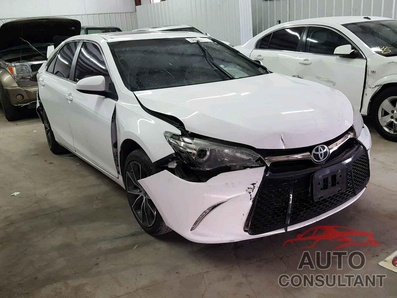 TOYOTA CAMRY 2015 - 4T1BF1FK7FU913549