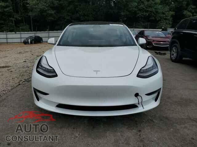TESLA MODEL 3 2019 - 5YJ3E1EB8KF213037