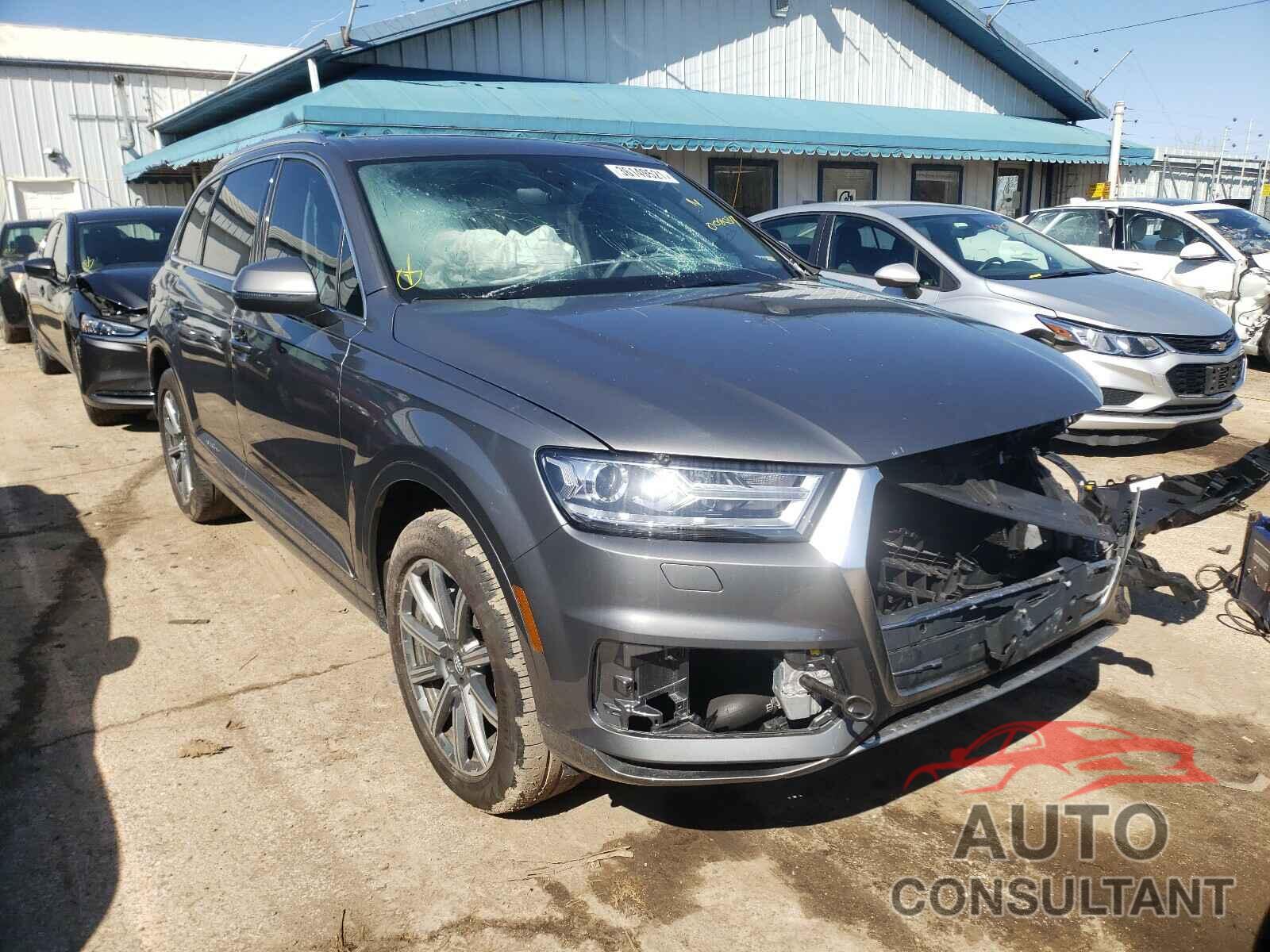 AUDI Q7 2018 - WA1LHAF75JD008034