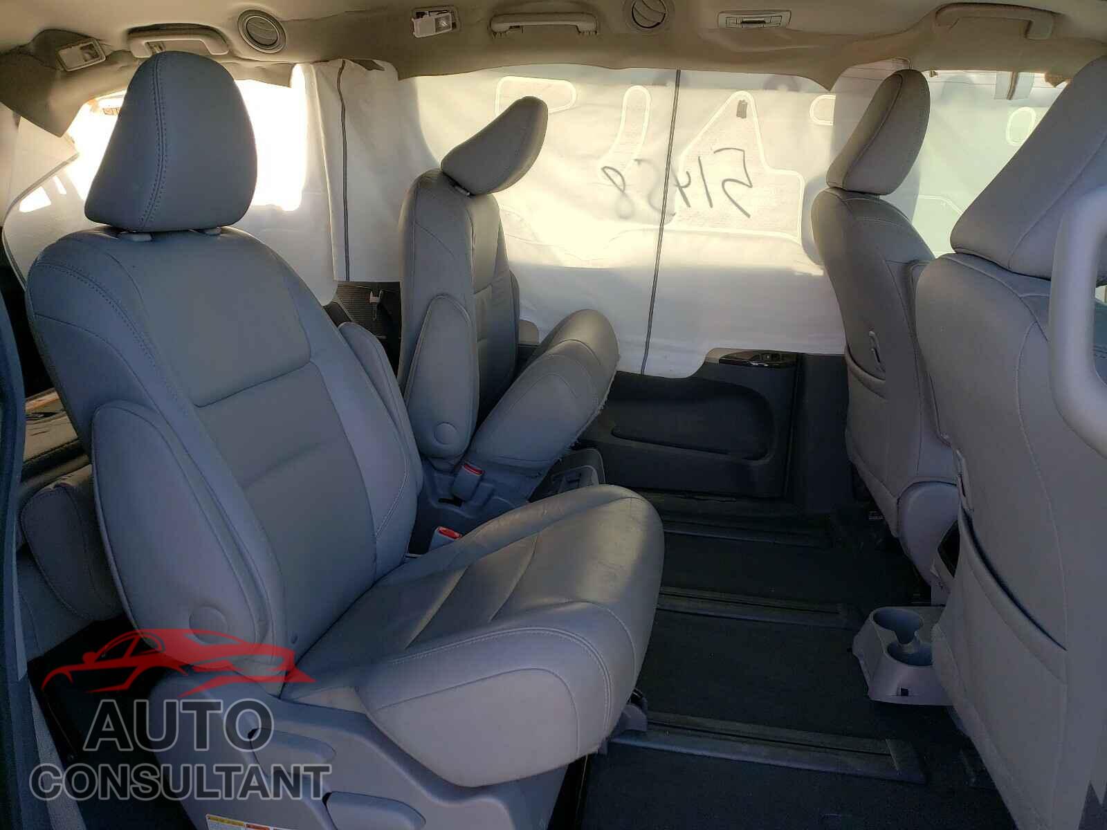 TOYOTA SIENNA 2017 - 5TDDZ3DC3HS178488