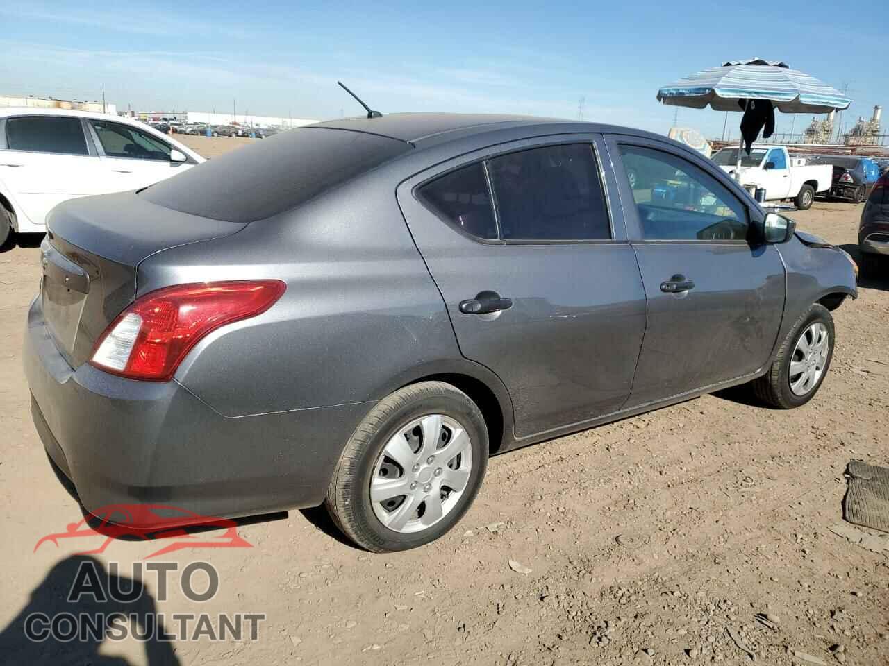 NISSAN VERSA 2019 - 3N1CN7AP3KL823792