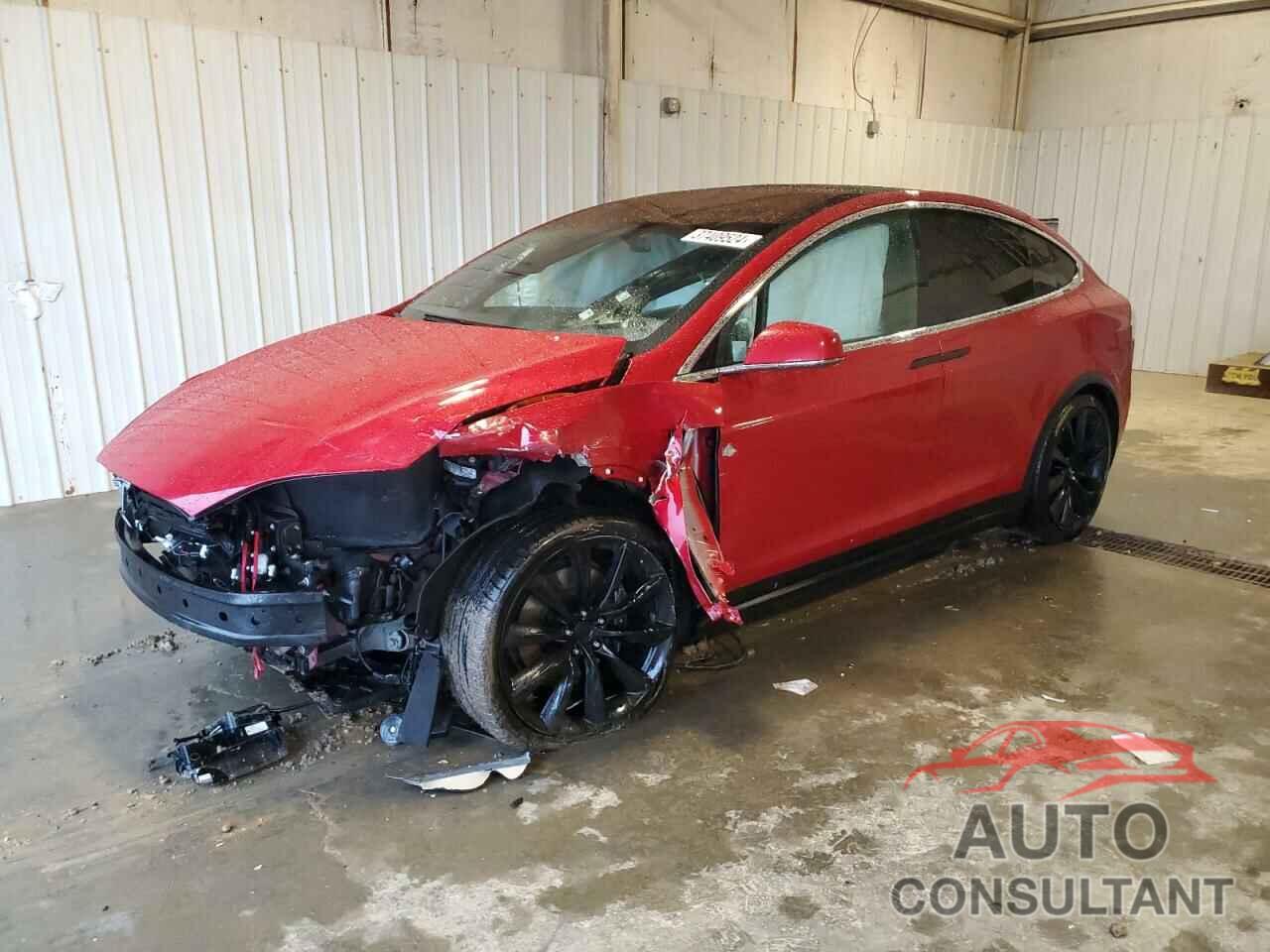 TESLA MODEL X 2018 - 5YJXCBE27JF100921