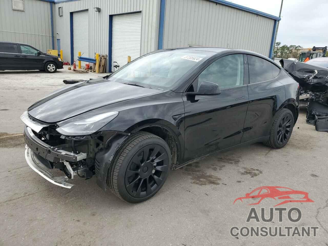 TESLA MODEL Y 2023 - 7SAYGDEE7PA163749