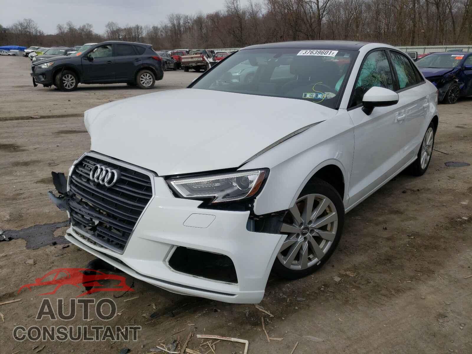AUDI A3 2017 - WAUB8GFF2H1051332