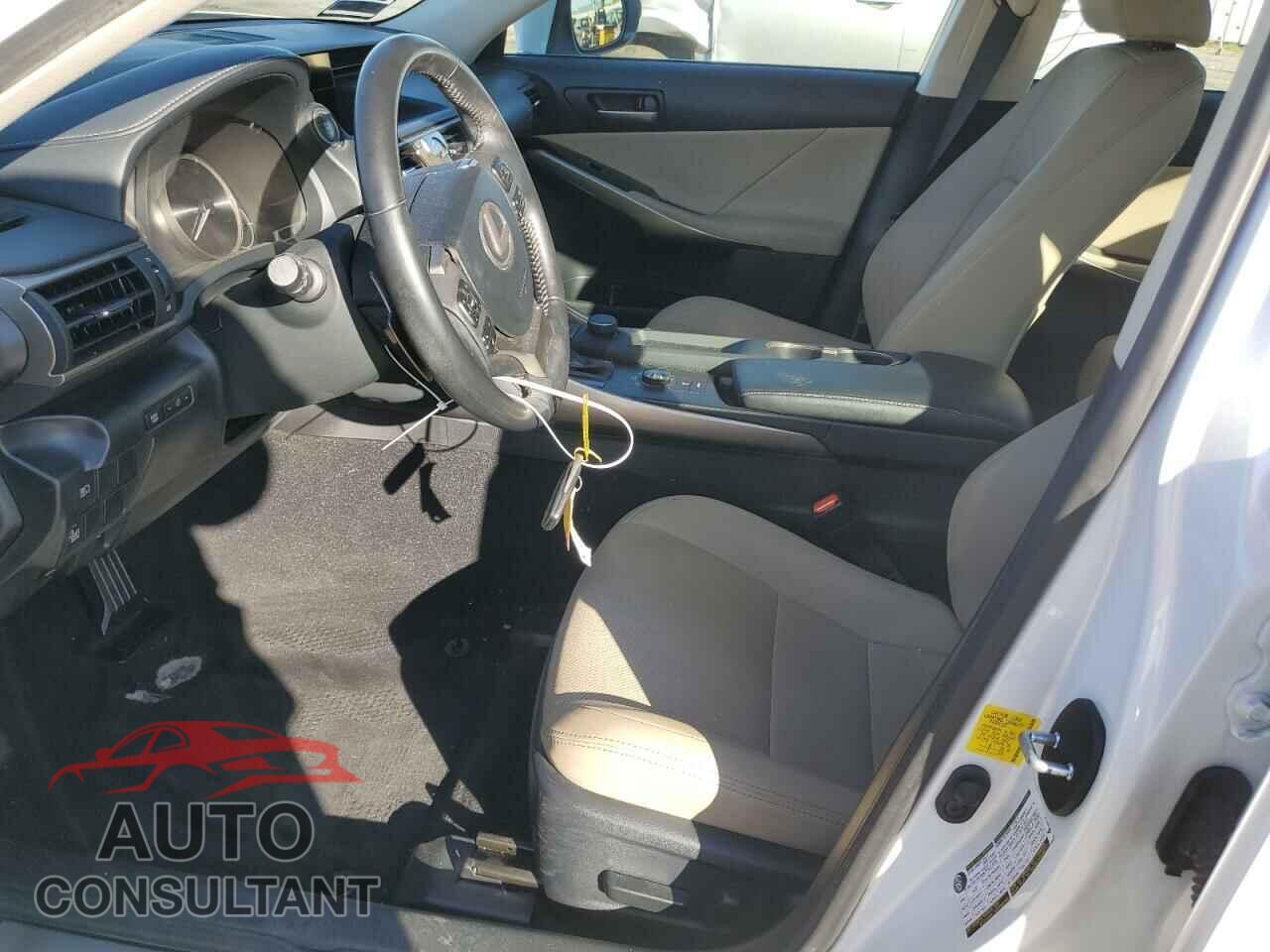 LEXUS IS 2019 - JTHBA1D28K5094737