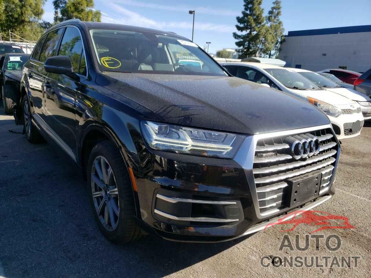 AUDI Q7 2018 - WA1LAAF77JD043680