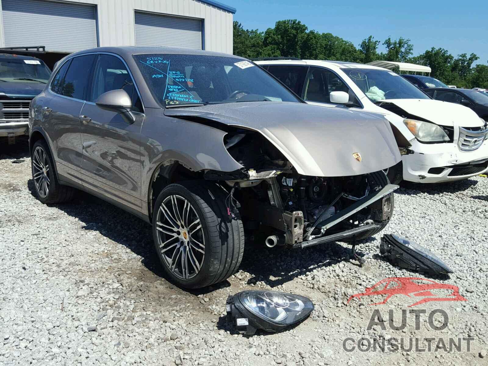 PORSCHE CAYENNE 2017 - WP1AB2A24HLA51049