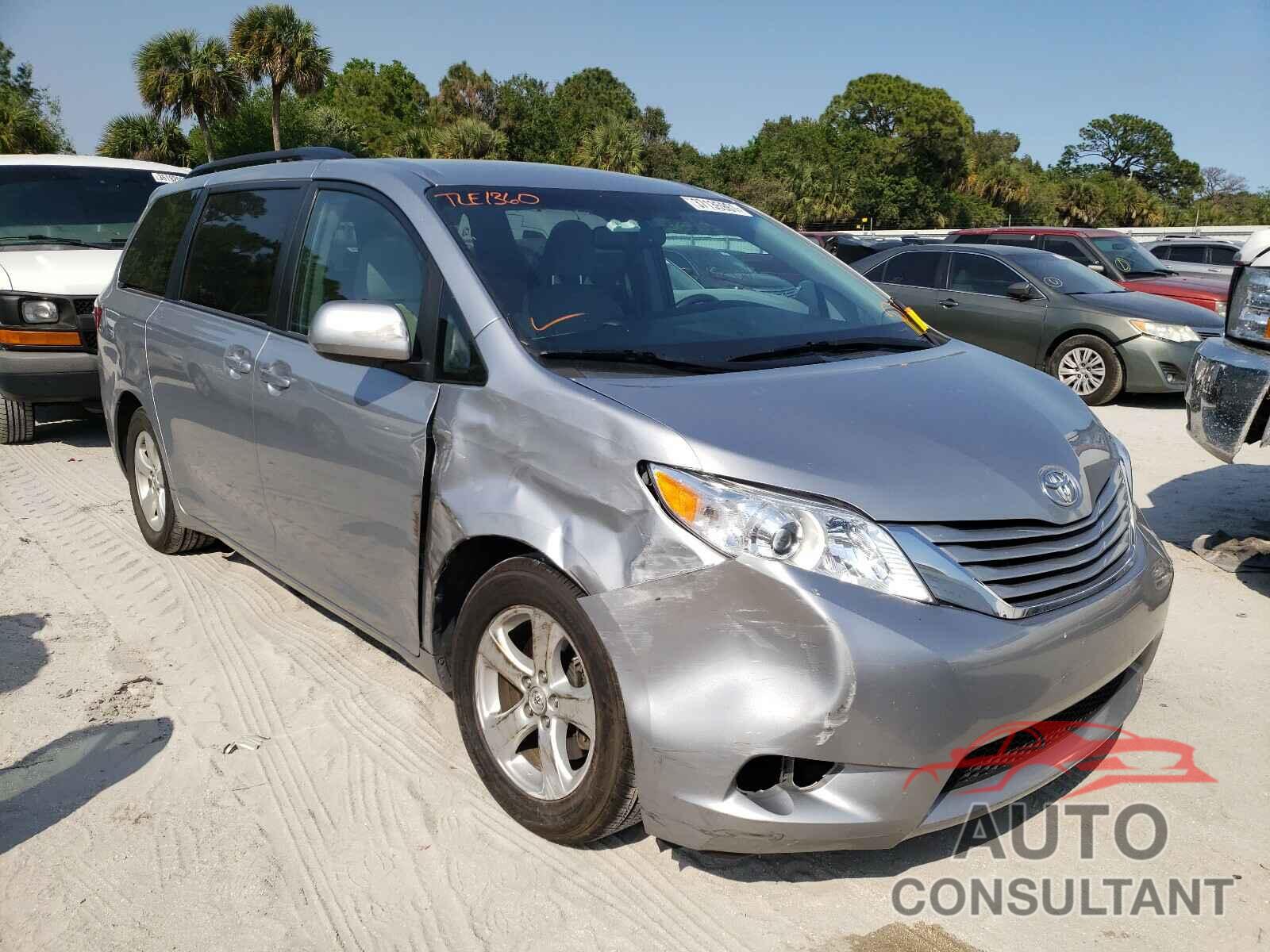 TOYOTA SIENNA 2017 - 5TDKZ3DC4HS823768