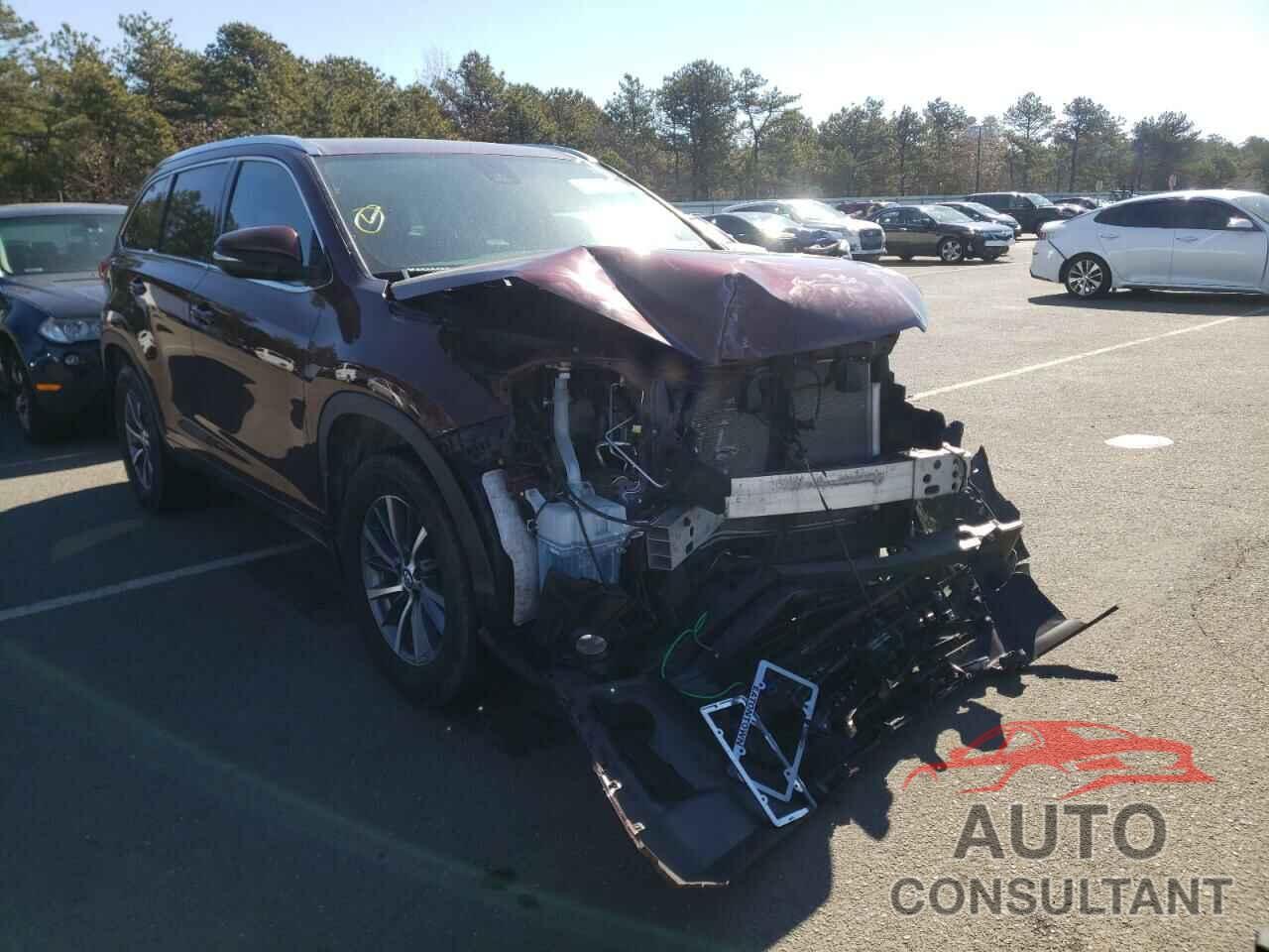 TOYOTA HIGHLANDER 2018 - 5TDJZRFH5JS909099