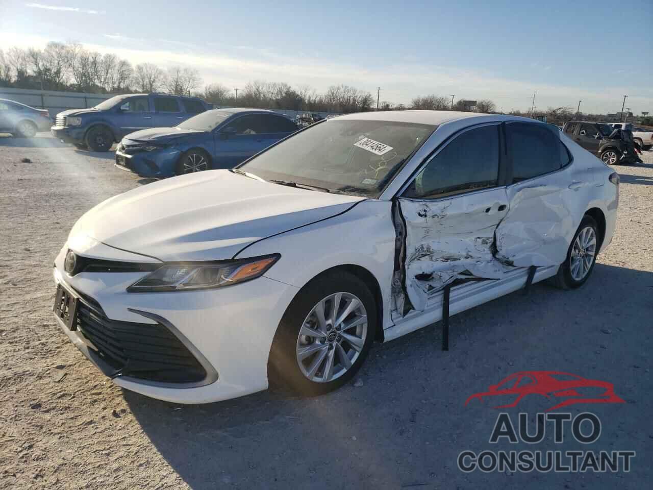 TOYOTA CAMRY 2024 - 4T1C11AKXRU195736
