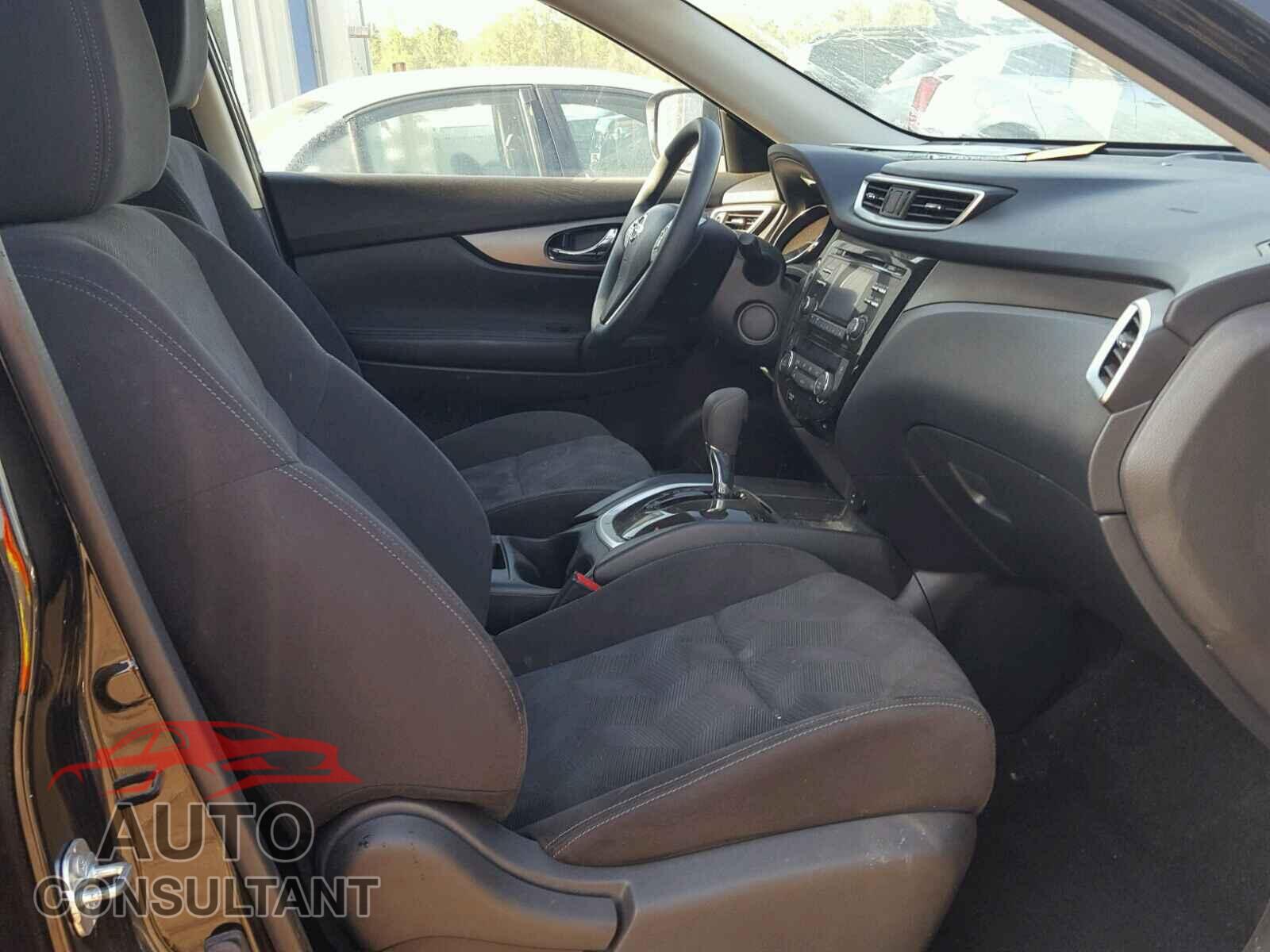NISSAN ROGUE S 2015 - KNMAT2MV4FP586862