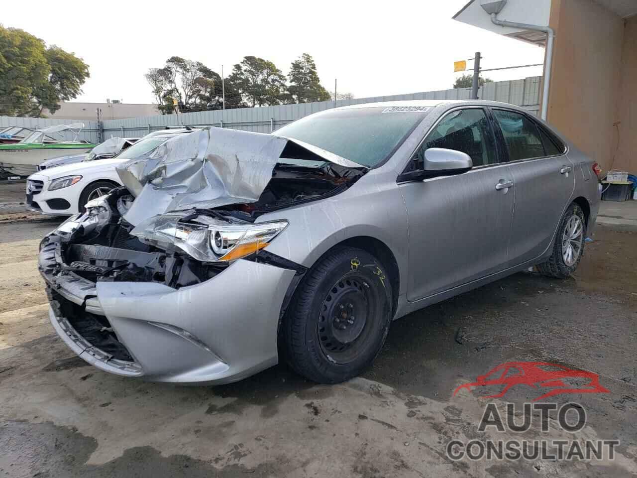 TOYOTA CAMRY 2016 - 4T4BF1FK1GR573564
