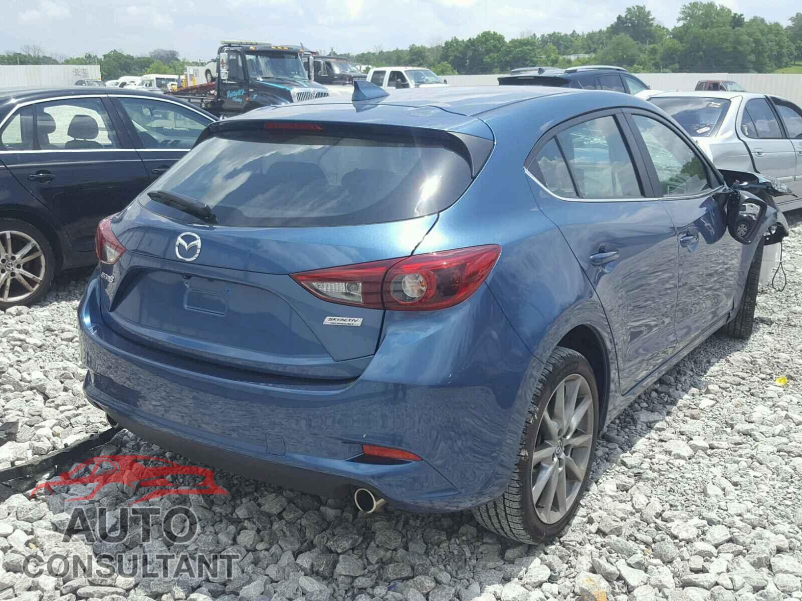 MAZDA 3 2018 - 3MZBN1M39JM204800