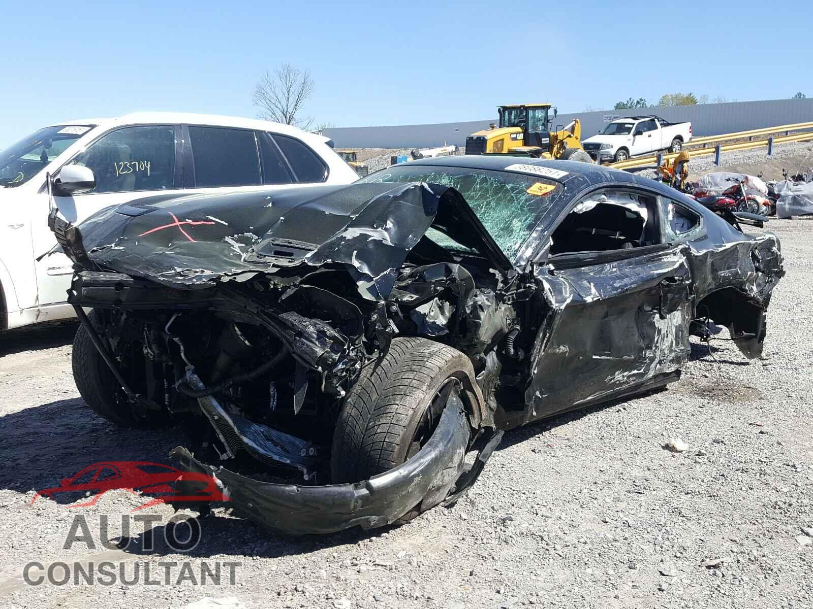 FORD MUSTANG 2018 - 1FA6P8CF9J5127294