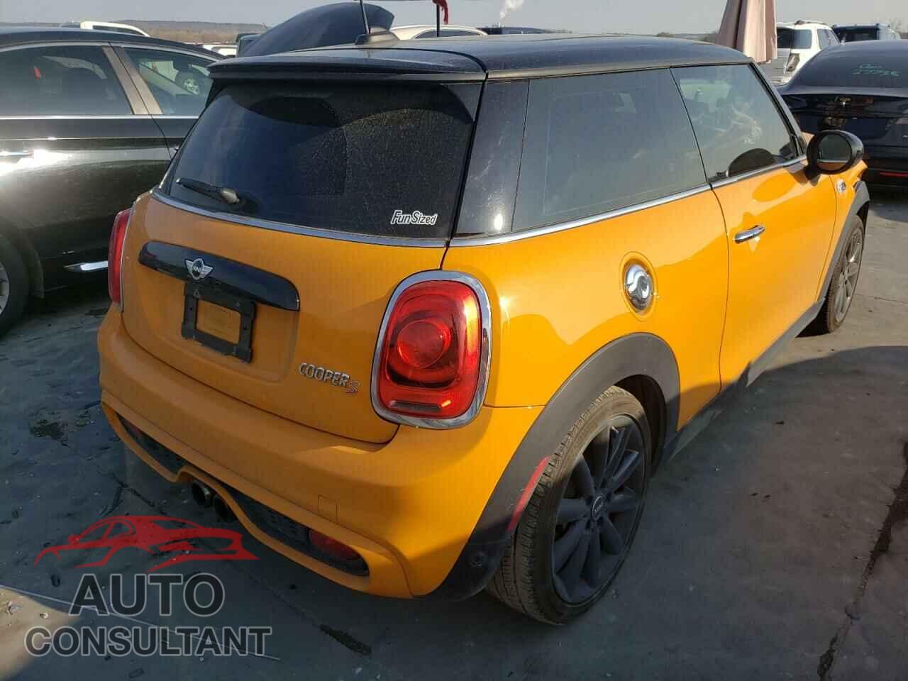 MINI COOPER 2015 - WMWXP7C59F2A42304