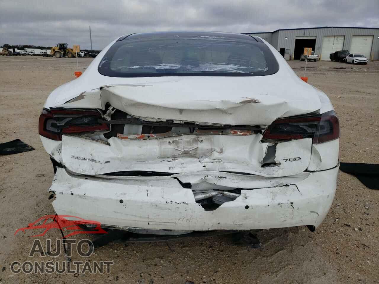 TESLA MODEL S 2016 - 5YJSA1E23GF146975