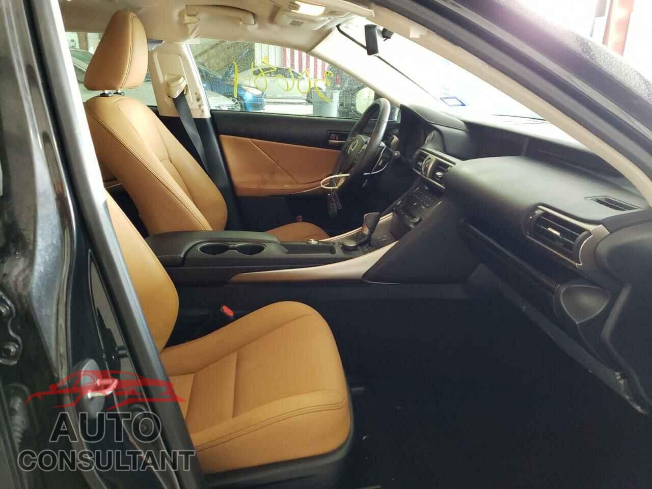 LEXUS IS 2020 - JTHDA1D22L5108612