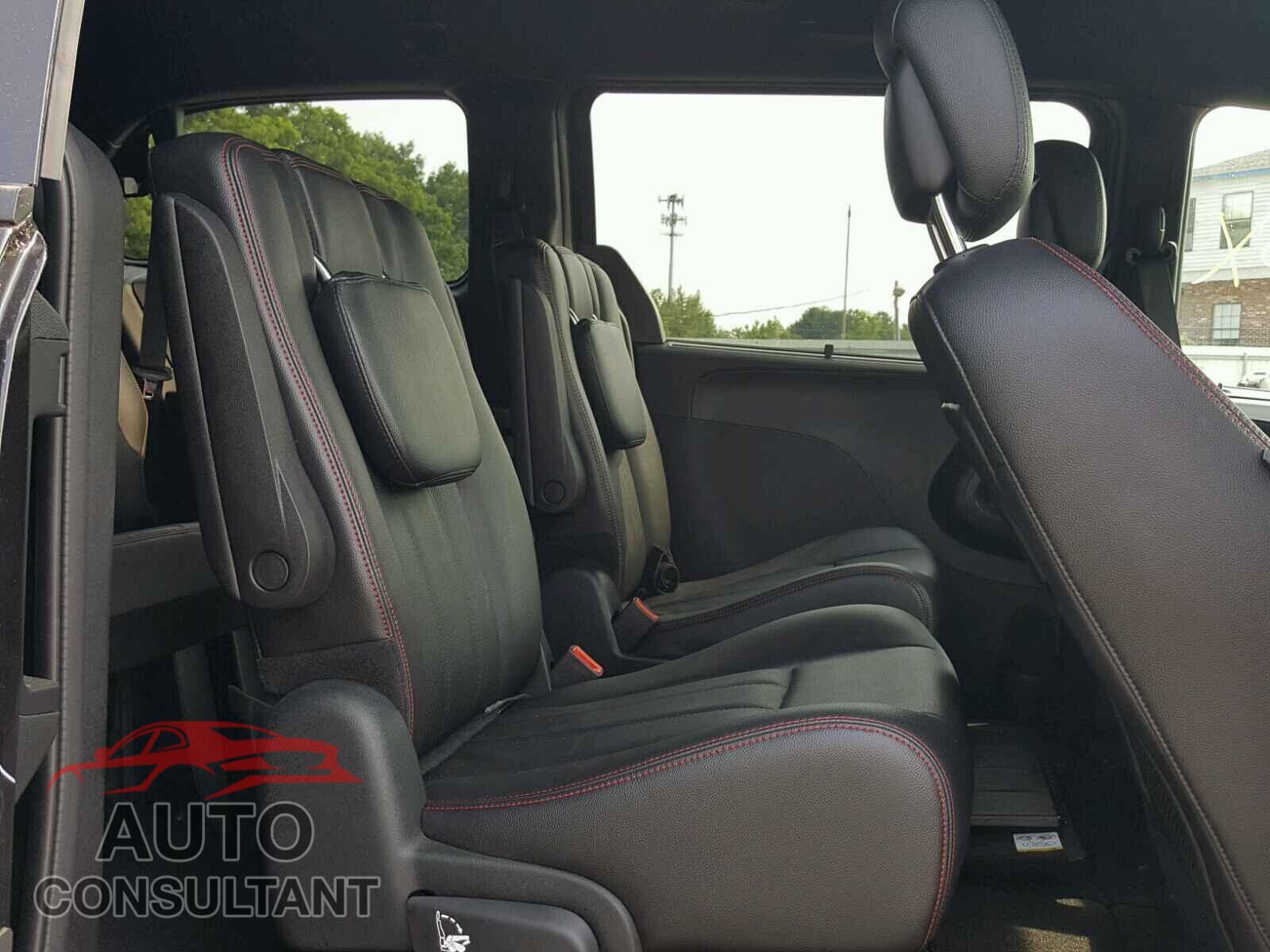 DODGE CARAVAN 2018 - 2C4RDGEG2JR299623