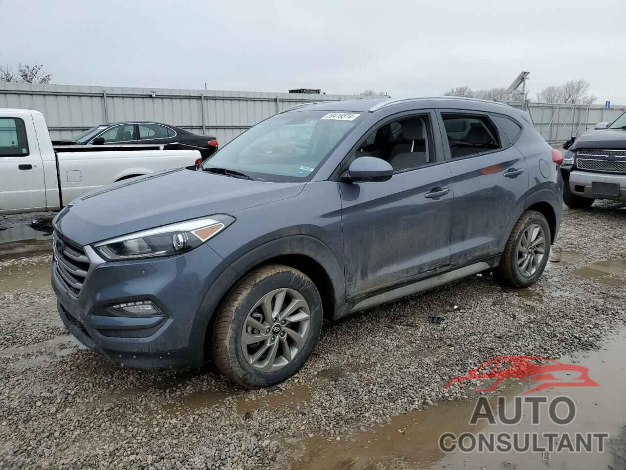 HYUNDAI TUCSON 2018 - KM8J33A40JU670054