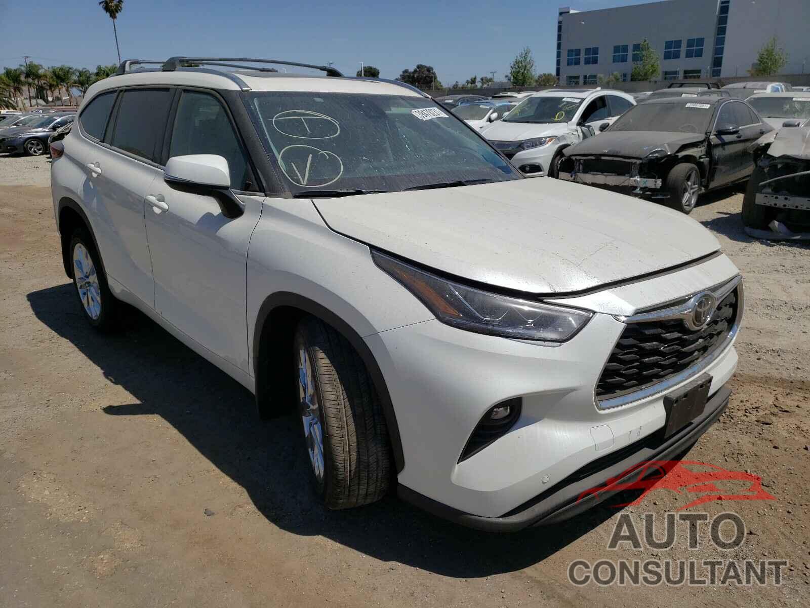 TOYOTA HIGHLANDER 2021 - 5TDDZRBHXMS531255