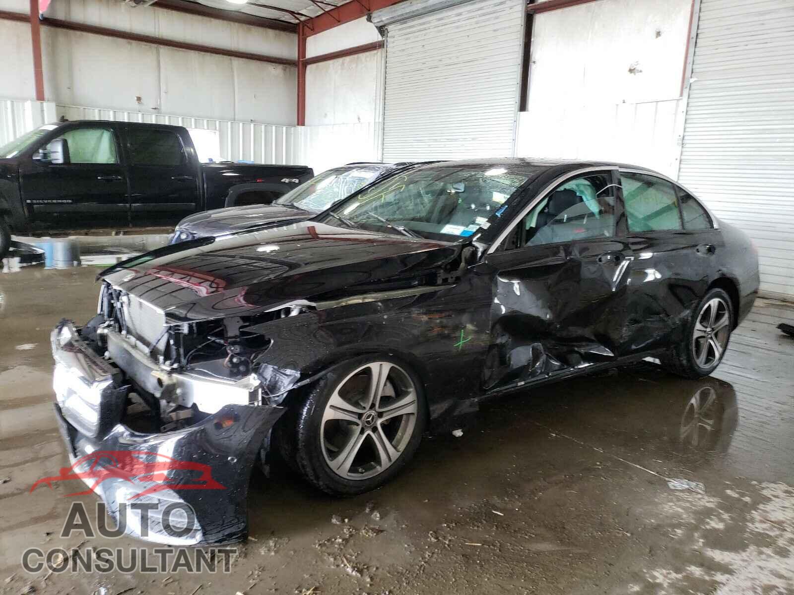 MERCEDES-BENZ E CLASS 2018 - WDDZF4KB4JA469864