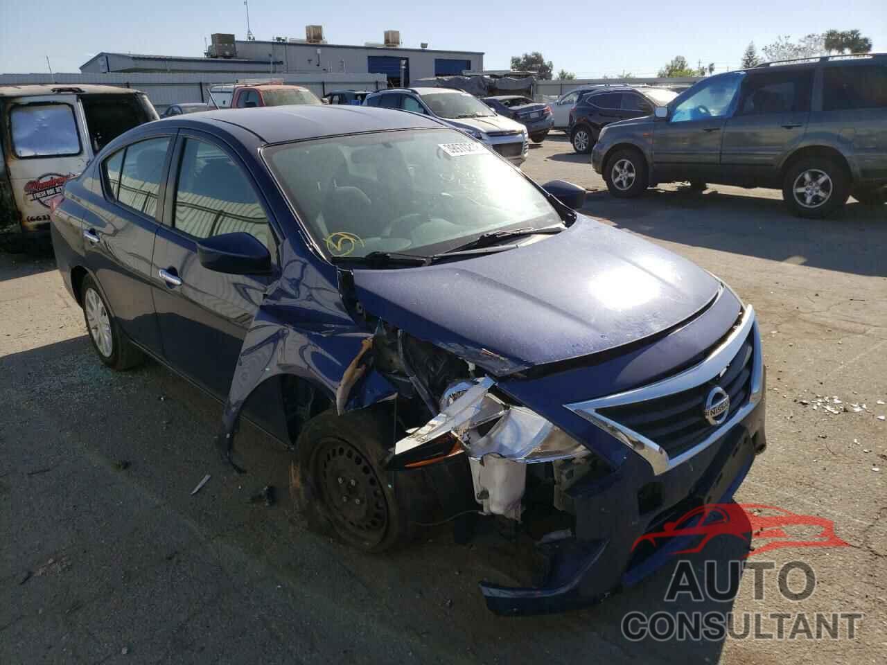 NISSAN VERSA 2018 - 3N1CN7AP4JL882641