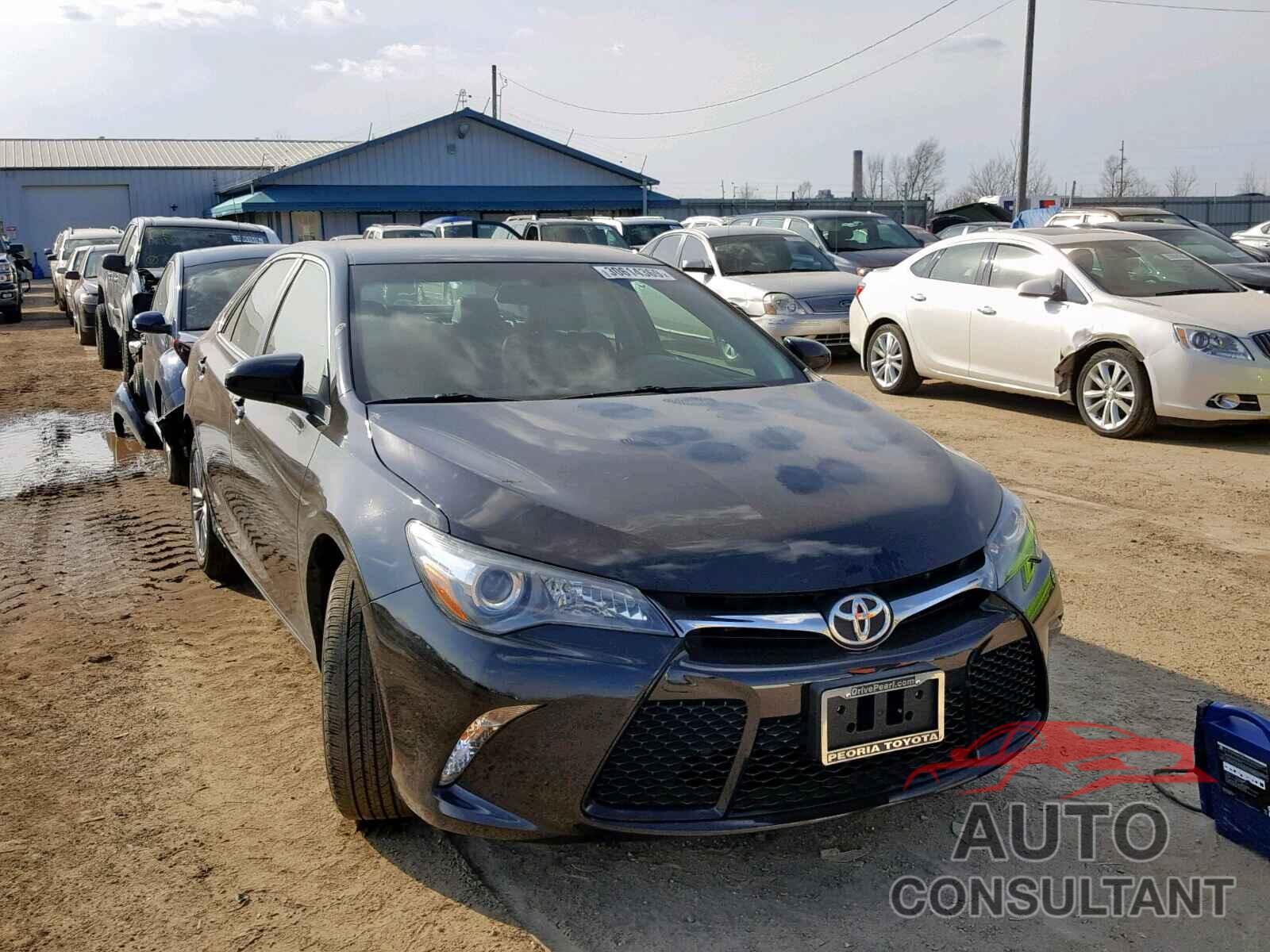 TOYOTA CAMRY 2016 - YV4162XZ9K2019296