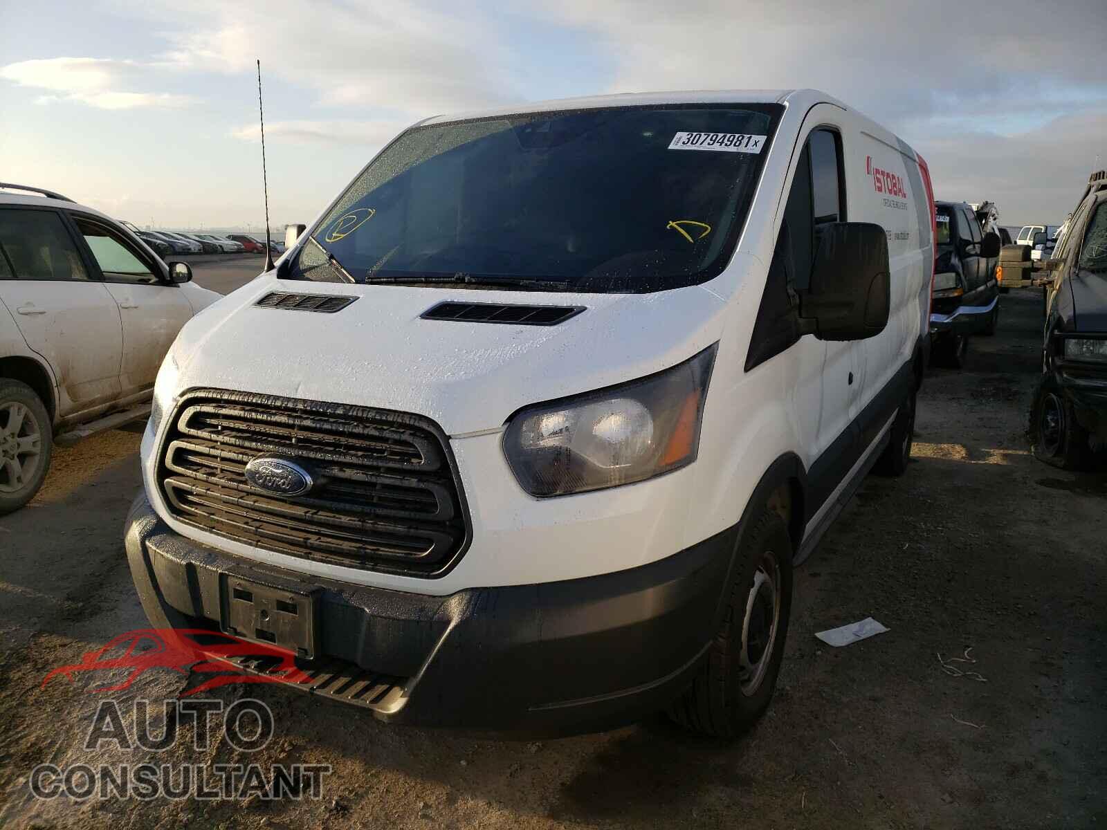 FORD TRANSIT CO 2017 - 1FTYE1YM2HKB53755