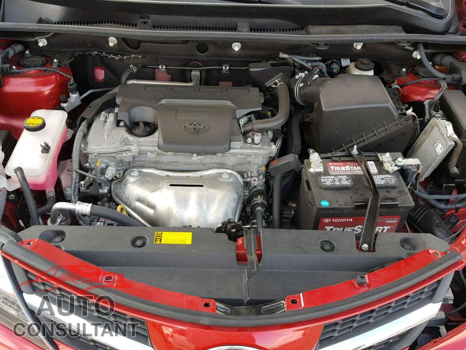 TOYOTA RAV4 2015 - 2T3YFREV9FW172428