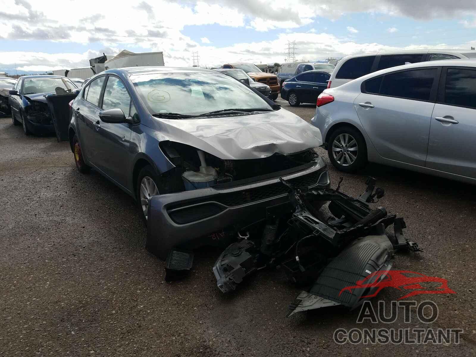 KIA FORTE 2016 - KNAFX4A68G5509831