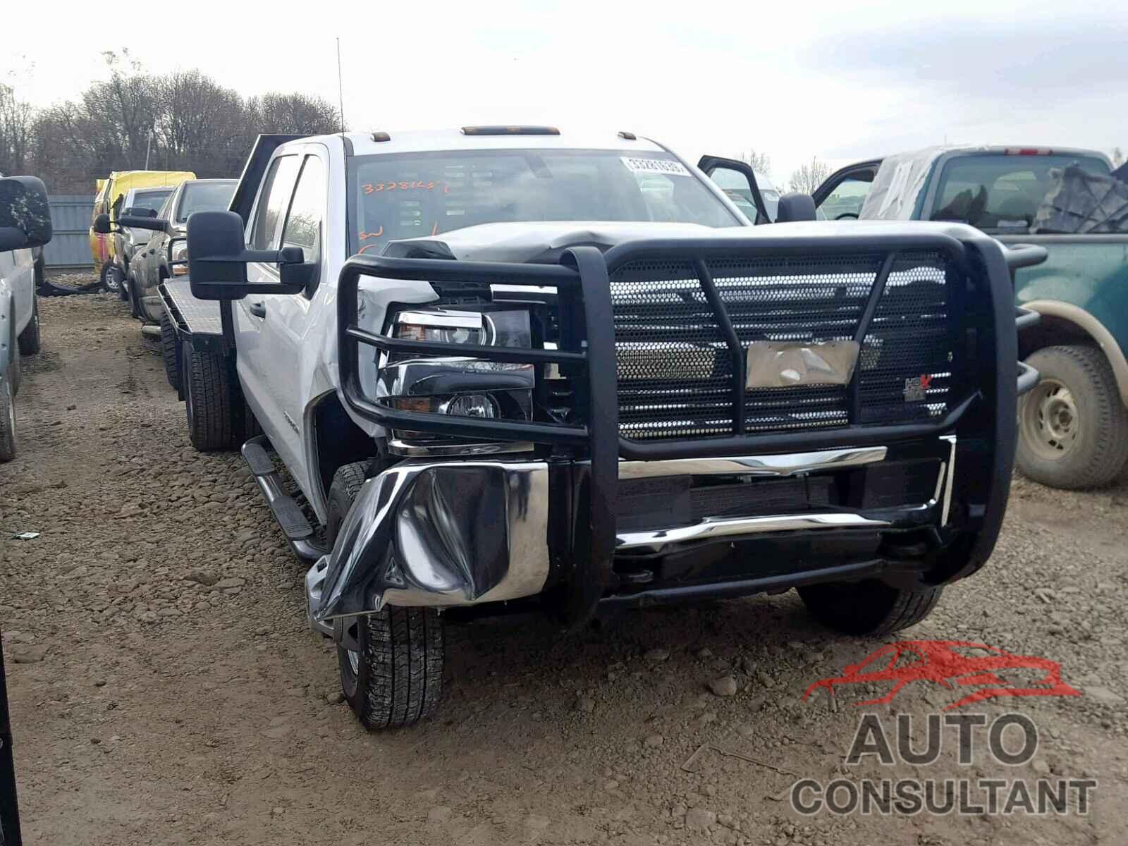 CHEVROLET SILVERADO 2018 - 2HGFC2F77JH533849