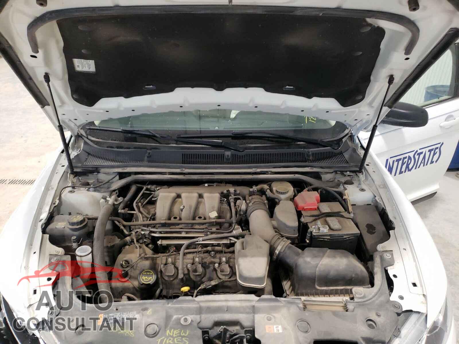FORD TAURUS 2018 - 1FAHP2D84JG101258