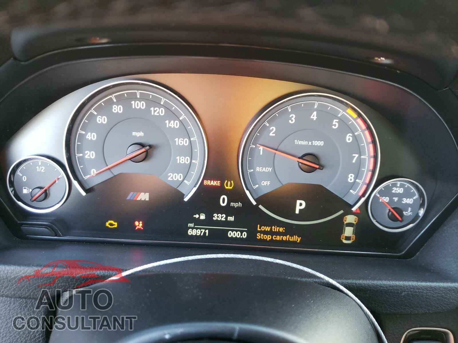 BMW M4 2017 - WBS3R9C52HK709312