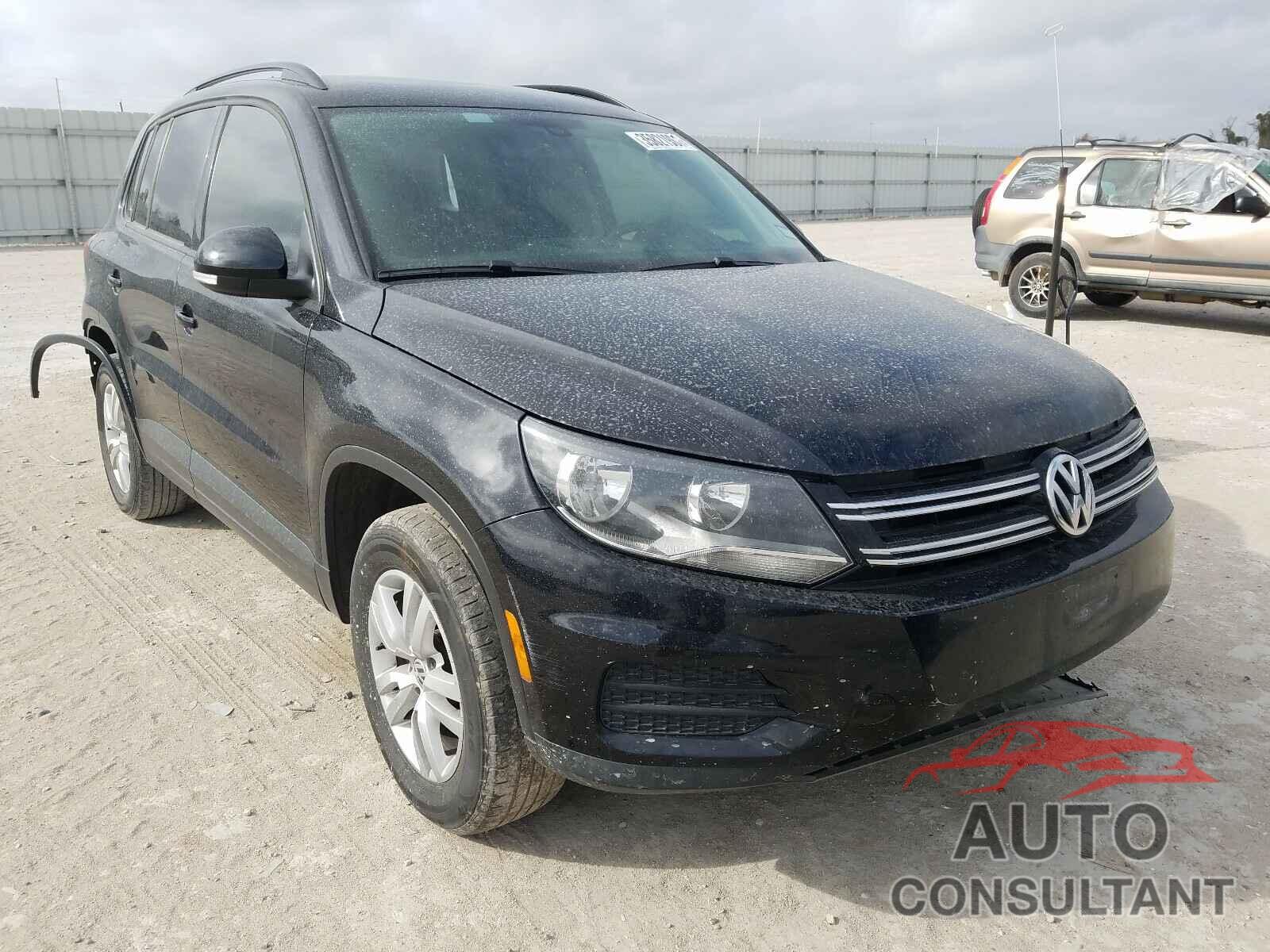 VOLKSWAGEN TIGUAN 2016 - WVGAV7AX7GW587102